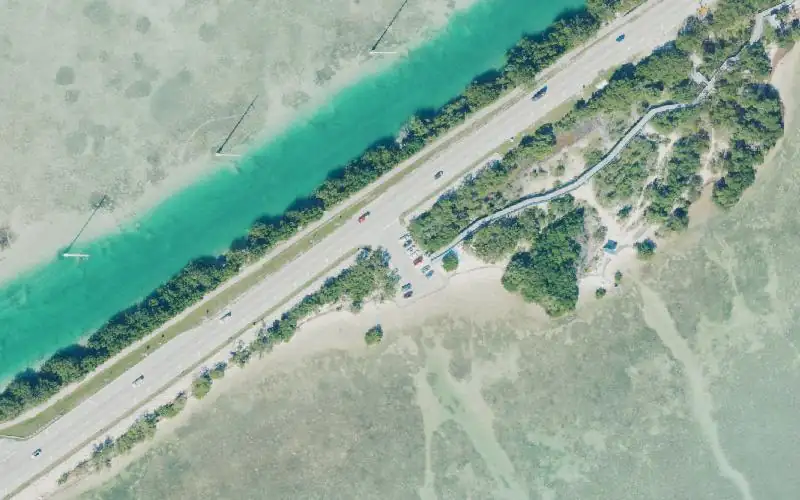 Aerial photo of the area around Anne's Beach Paddlecraft Access West, Monroe County
