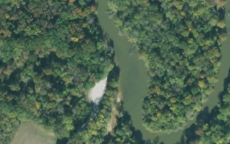 Aerial photo of the area around Big Eddy Road Ramp, Haywood County