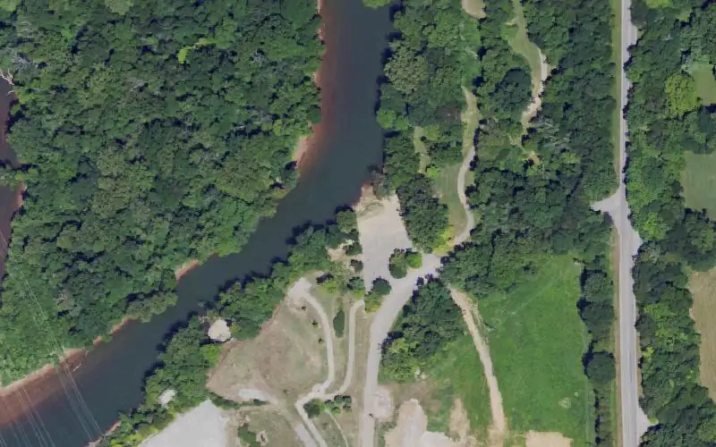 Aerial photo of the area around Boat Landing Road Ramp, Warren County