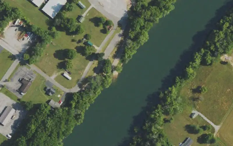 Aerial photo of the area around Burkesville Ramp, Cumberland County