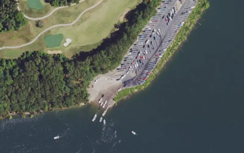 Aerial photo of the area around Burnside Island State Park Ramp, Pulaski County