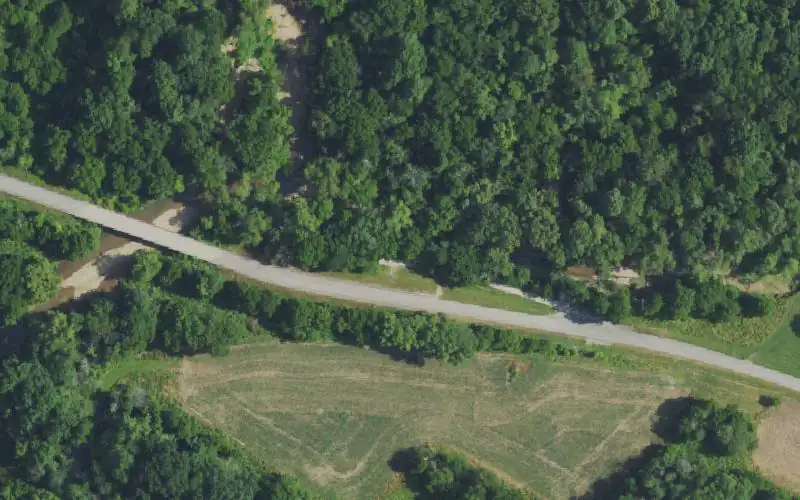 Aerial photo of the area around Casey Creek Canoe Launch, Adair County