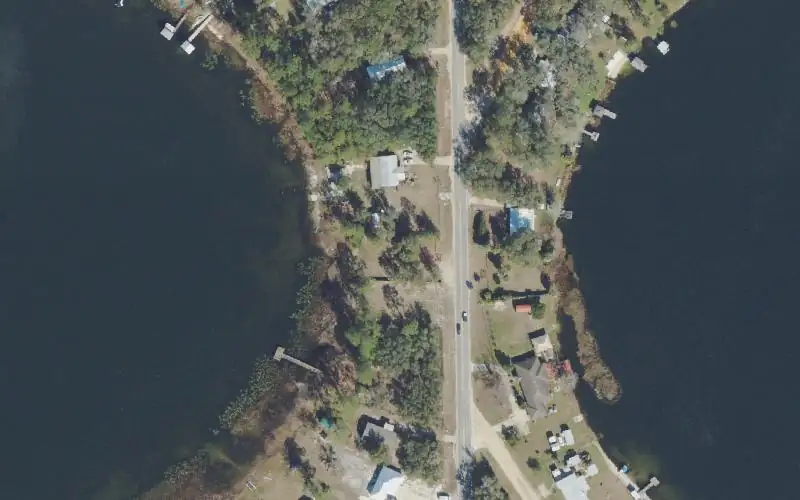 Aerial photo of the area around Church Lake Public Access, Putnam County
