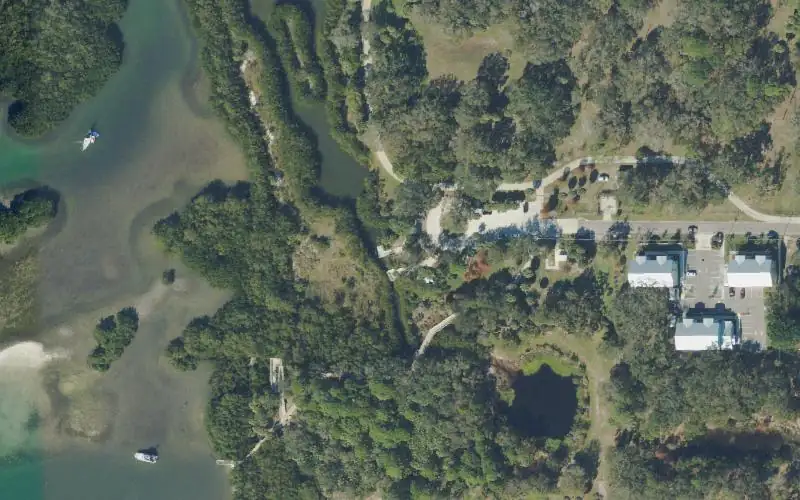 Aerial photo of the area around Clam Bayou Nature Park - 34th Avenue Paddlecraft Launch Dock, Pinellas County