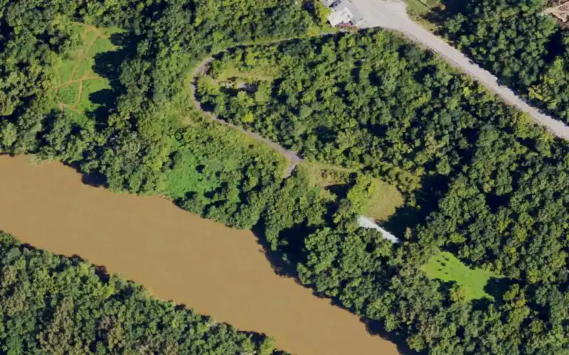 Aerial photo of the area around Clines on the River, Campbell County