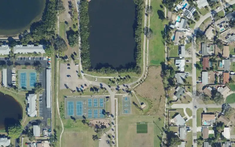 Aerial photo of the area around Coquina Key Park Kayak Launch, Pinellas County