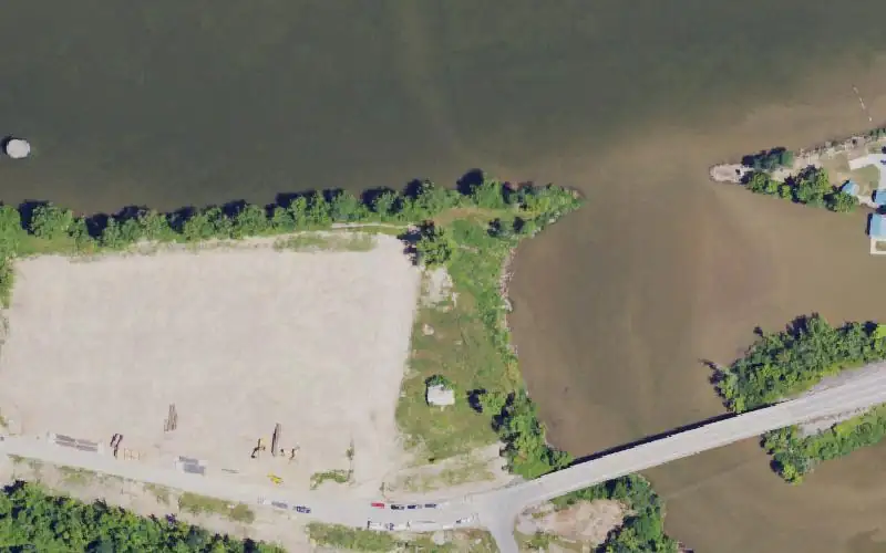 Aerial photo of the area around Craigs Creek Marina Ramp, Gallatin County