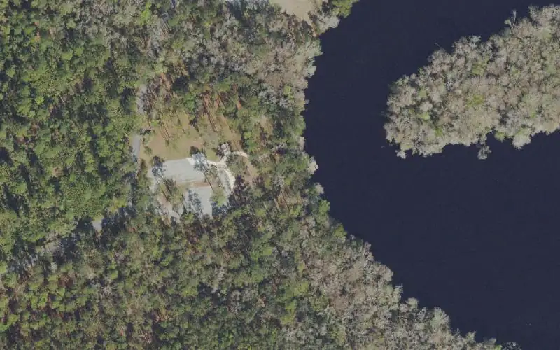 Aerial photo of the area around Dunns Creek State Park Kayak Launch, Putnam County