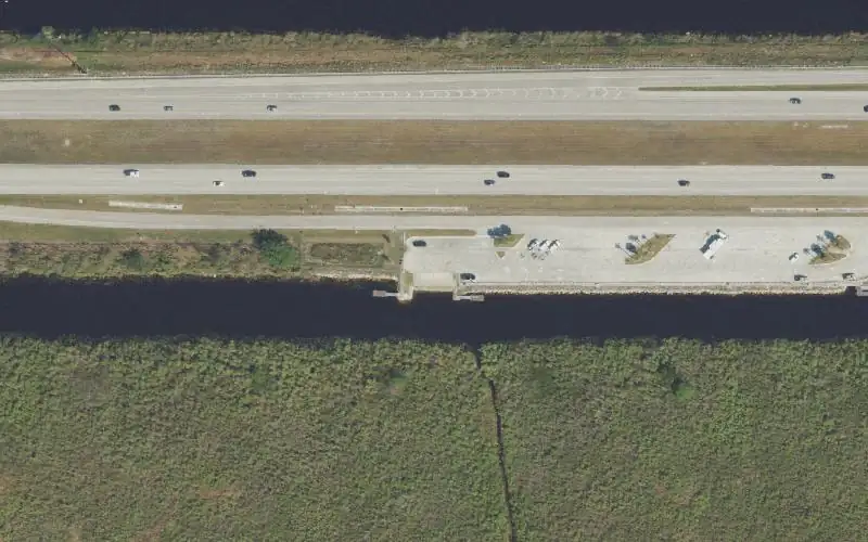 Aerial photo of the area around Everglades WMA - Alligator Alley - Mile 32 Eastbound, Broward County