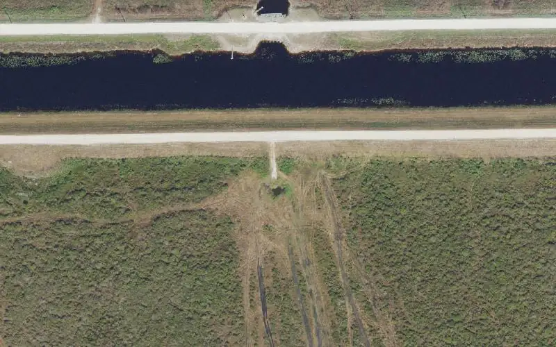 Aerial photo of the area around Everglades WMA - Levee 5 Airboat/Buggy Ramp at 11 Miles (#021), Broward County