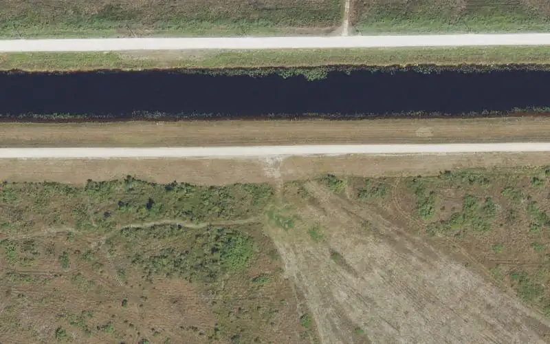 Aerial photo of the area around Everglades WMA - Levee 5 Airboat/Buggy Ramp at 13 Miles, Broward County
