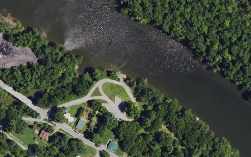 Aerial photo of the area around Fint's Ramp, Anderson County