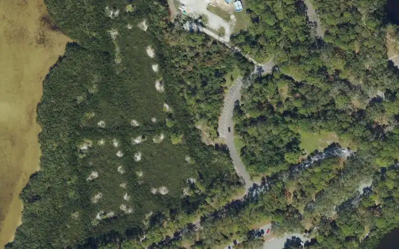 Aerial photo of the area around Fred Howard Park - Mangrove Loop Kayak Launch, Pinellas County