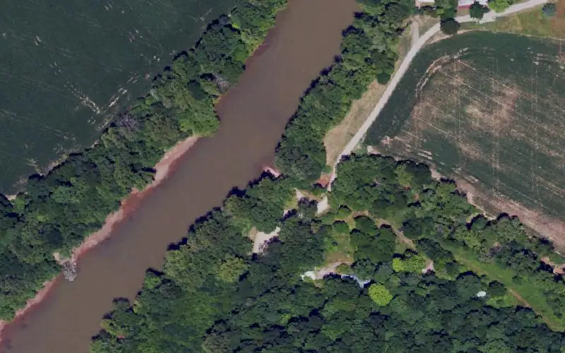 Aerial photo of the area around Greencastle Ramp, Warren County