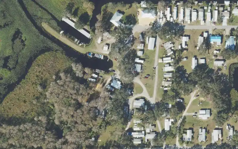 Aerial photo of the area around Henderson's Fish Camp, Highlands County