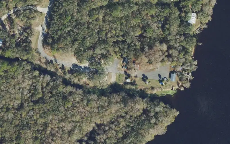 Aerial photo of the area around John O. Green Park and Hinton Landing Boat Ramp, Dixie County