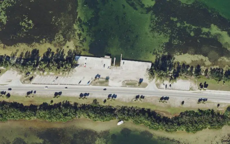 Aerial photo of the area around Kingfish Public Boat Ramp, Manatee County