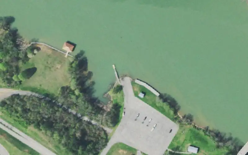 Aerial photo of the area around Ladd Landing, Roane County