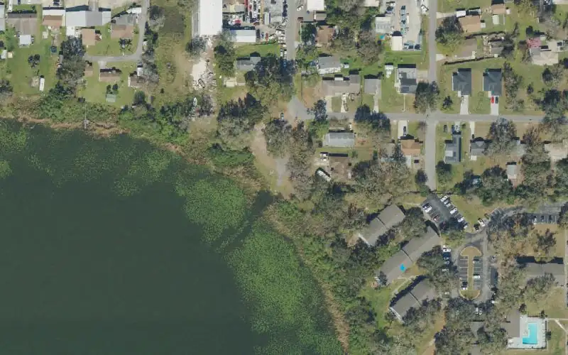 Aerial photo of the area around Lake Deer 26th Street Public Boat Ramp - Gravel, Polk County