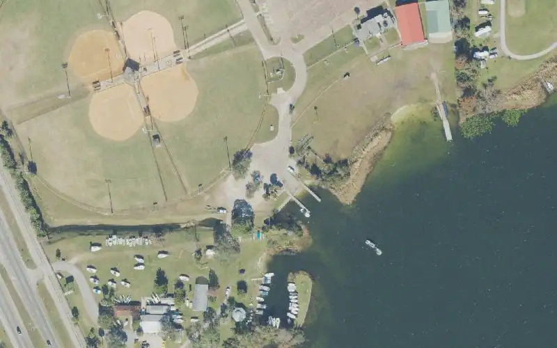 Aerial photo of the area around Lake Fairview Park Boat Ramp, Orange County
