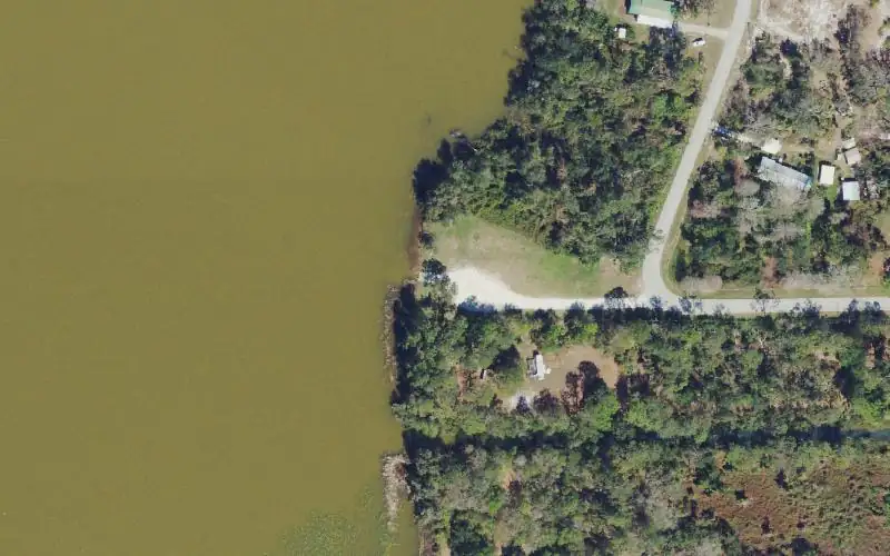 Aerial photo of the area around Lake Persimmon Public Boat Ramp, Highlands County