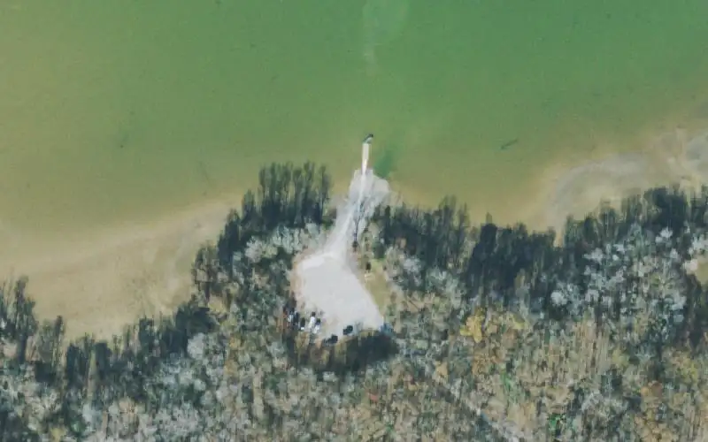 Aerial photo of the area around Lick Creek Access Area, Benton County