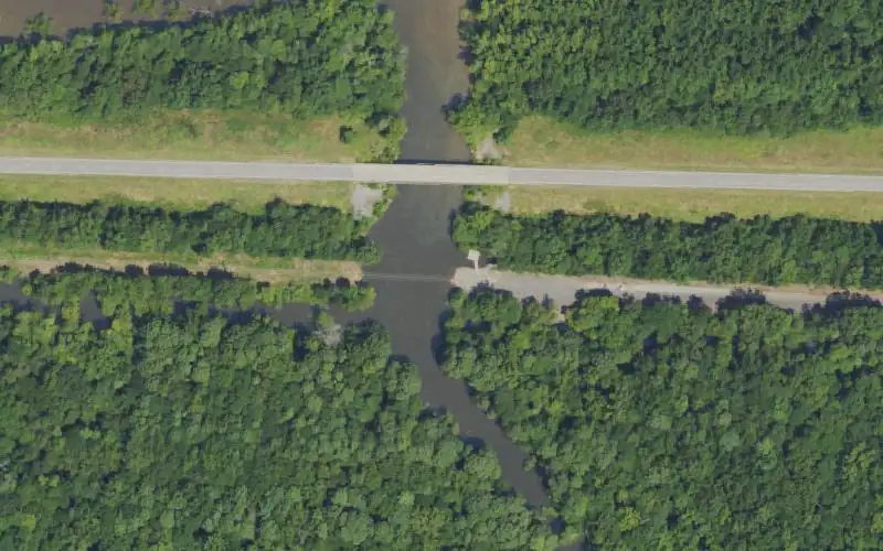 Aerial photo of the area around Little Jonathan Creek - KY 80 Ramp, Marshall County