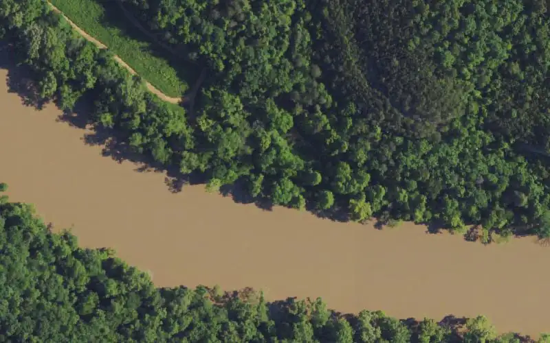 Aerial photo of the area around Long Bottom Access, Whitley County