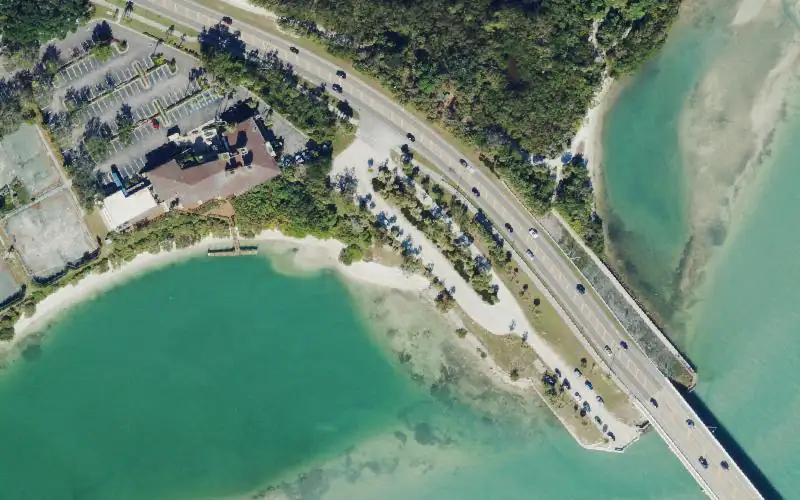 Aerial photo of the area around Longboat Key Overlook Park - Paddlecraft Access, Sarasota County