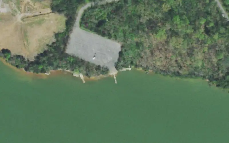 Aerial photo of the area around Lotterdale Cove, Loudon County