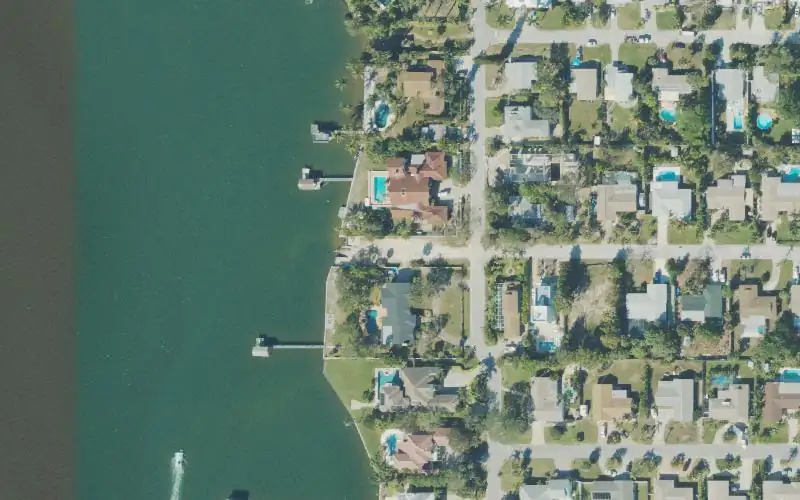 Aerial photo of the area around Melbourne Beach 6th Avenue Boat Ramp and River Access, Brevard County