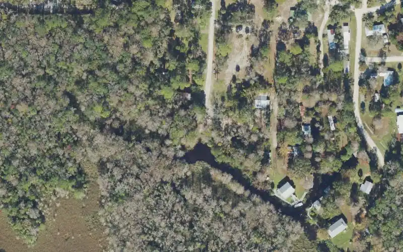 Aerial photo of the area around Munden Creek Primitive Ramp, Dixie County