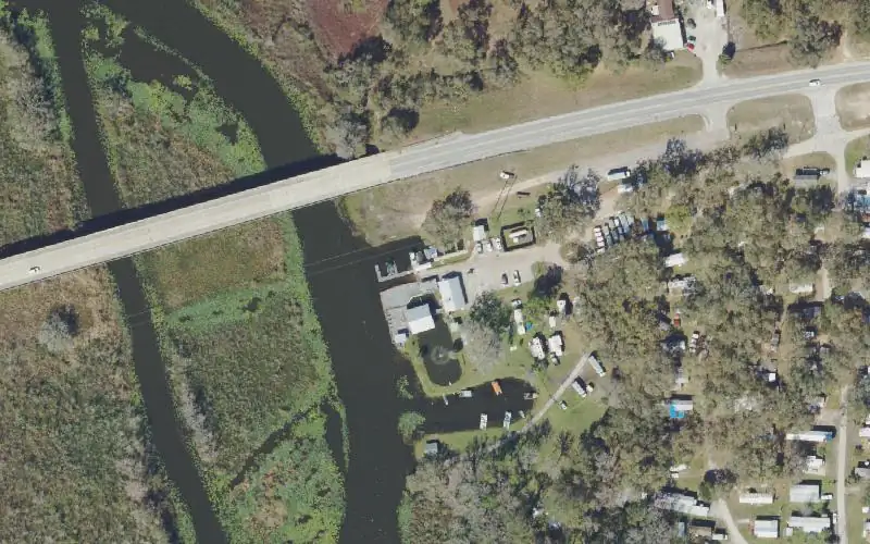 Aerial photo of the area around Nelsons Outdoor Resort - Boat Ramp, Marion County