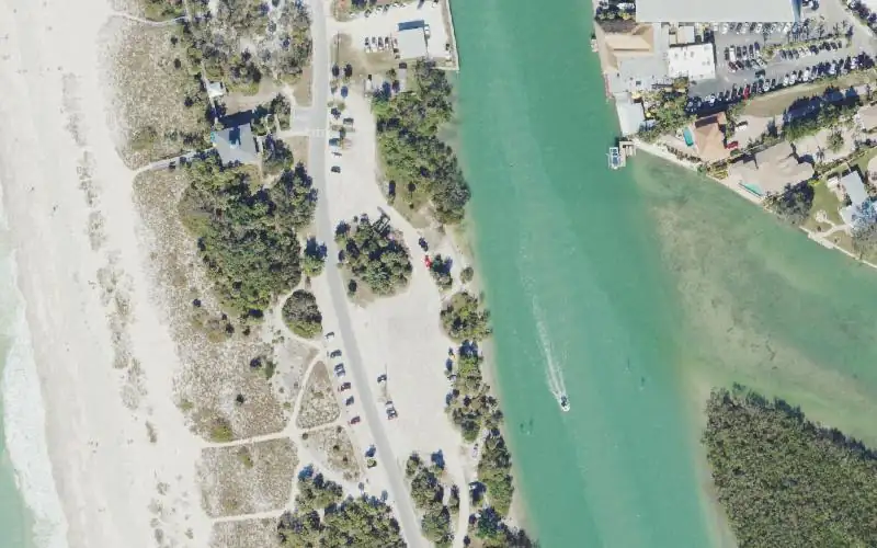 Aerial photo of the area around Nokomis Beach Park ICW Kayak Access, Sarasota County