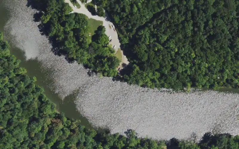 Aerial photo of the area around Nonesuch, Woodford County