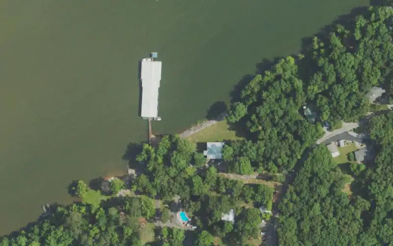 Aerial photo of the area around Paradise Resort, Calloway County