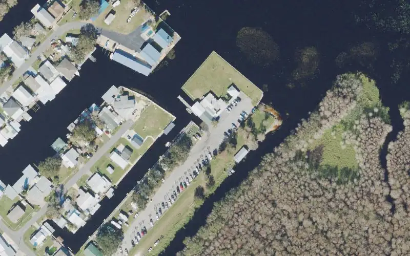 Aerial photo of the area around Port Hatchineha Public Boat Ramp, Polk County