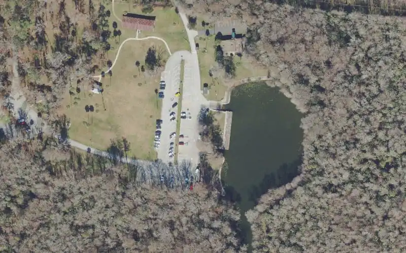 Aerial photo of the area around Ray Wayside Park (Ocala Boat Basin), Marion County