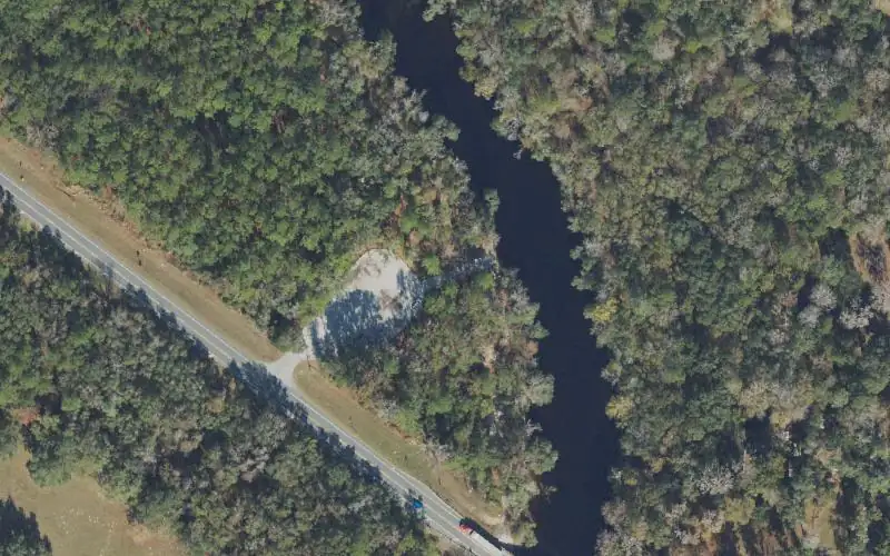 Aerial photo of the area around River Rise Boat Ramp on Highway 27, Columbia County