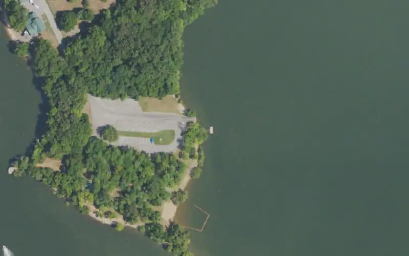Aerial photo of the area around Rockcastle Ramp, Trigg County