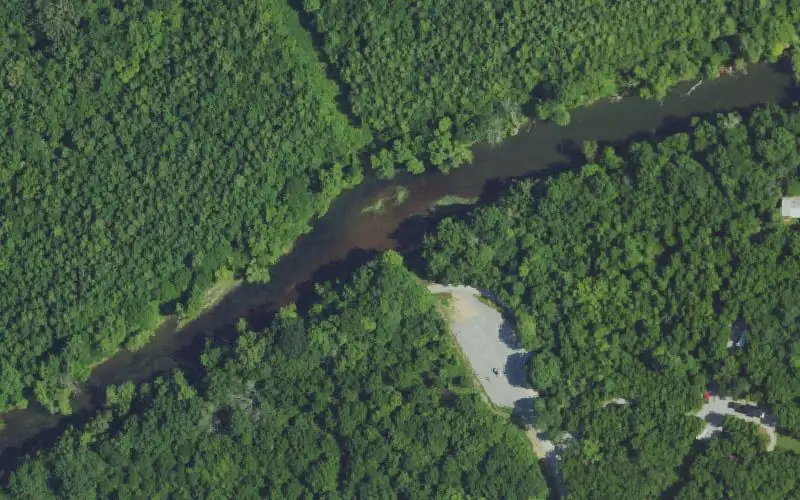Aerial photo of the area around Russell Ford Ramp, Green County