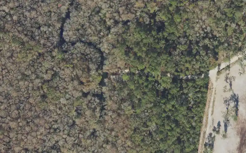 Aerial photo of the area around Seven Bridges Public Boat Ramp (Small Boats Only), Madison County