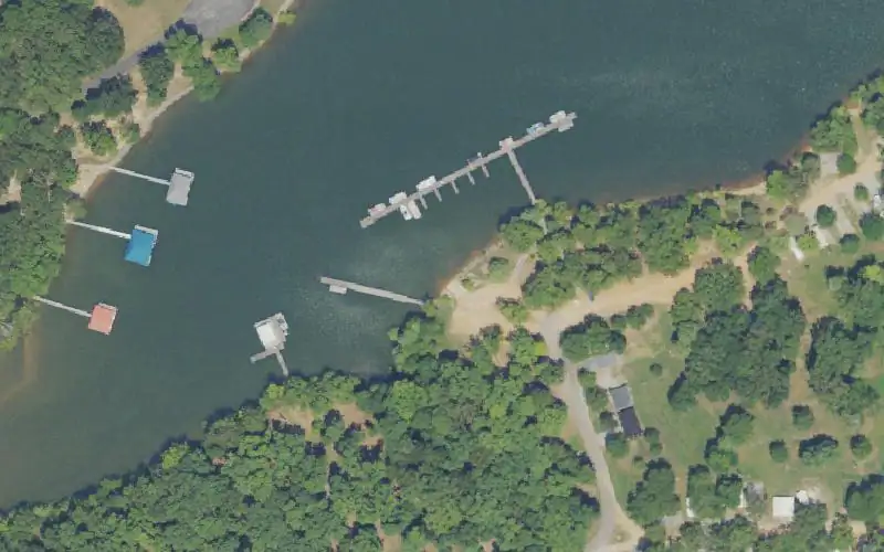 Aerial photo of the area around Southern Comfort Resort, Marshall County