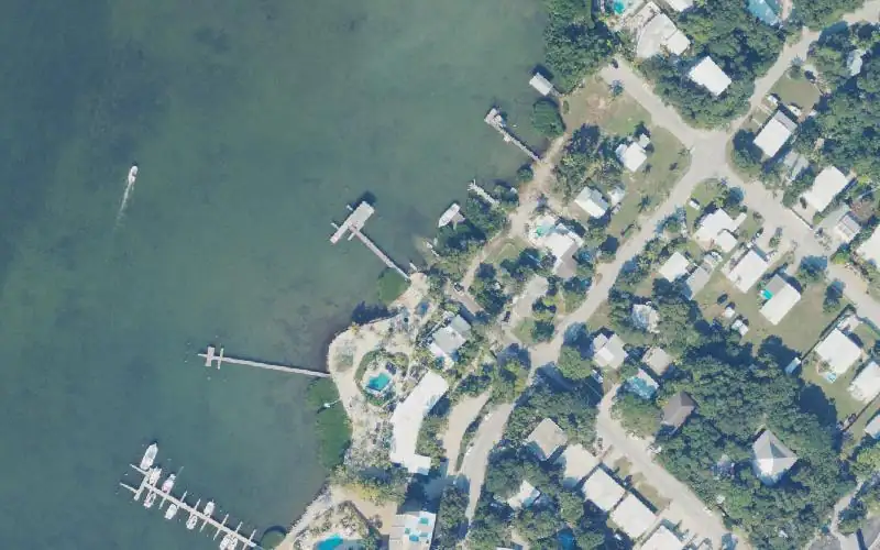 Aerial photo of the area around Tavernier - Jo-Jean Way Boat Ramp (Not Recommended, No On-site Parking, Small Boats Only), Monroe County