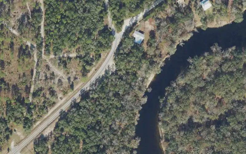 Aerial photo of the area around Tudeen Park Boat Launch (Small Boats or Paddlecraft Only, Steep & Rough Access Trail), Gilchrist County