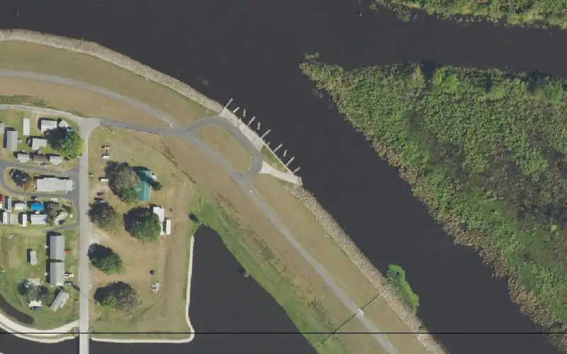 Aerial photo of the area around Uncle Joe's Motel and Campground, Glades County