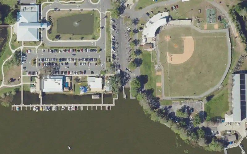 Aerial photo of the area around Venetian Gardens Public Boat Ramp, Lake County