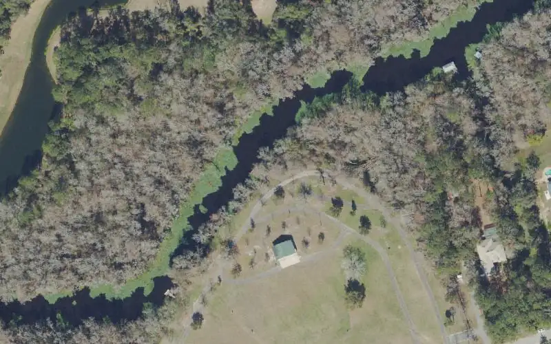 Aerial photo of the area around Vera Francis Hall City Park Canoe Landing, Clay County
