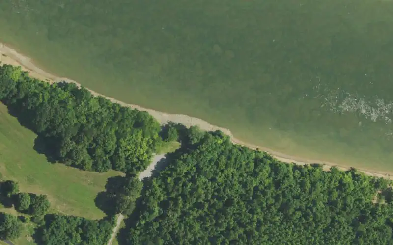 Aerial photo of the area around Vicksburg Ramp, Livingston County