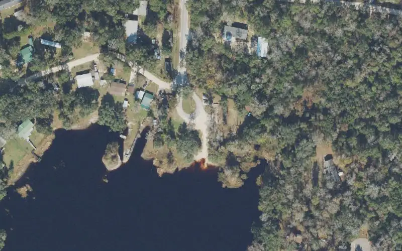 Aerial photo of the area around Waters Lake Park, Gilchrist County